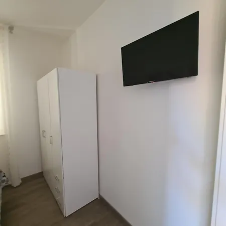 Emanuela Appartaments *