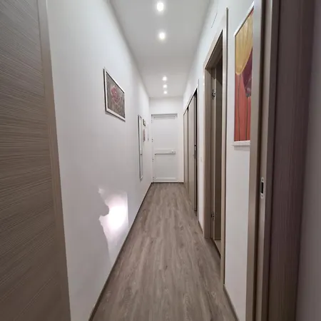 Emanuela Appartaments Apartamento