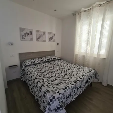 Emanuela Appartaments Furnari