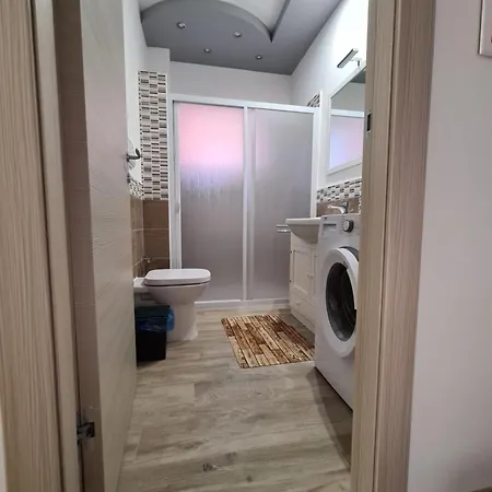 Emanuela Appartaments Apartamento