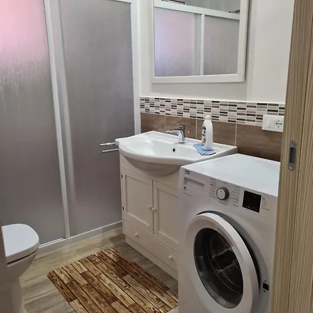 Emanuela Appartaments *